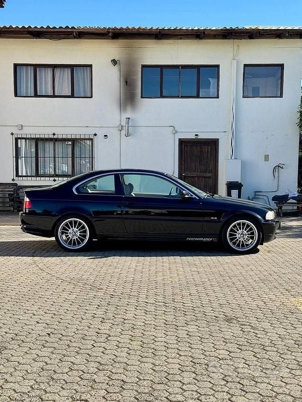 Usata BMW 328 Efficient Dynamics 193 CV (141 kW) 2000 Nero Coupé