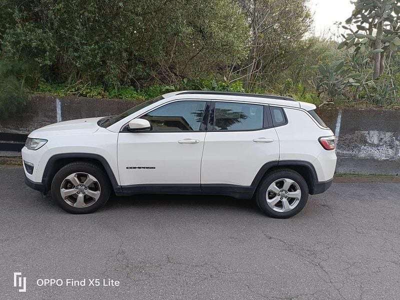 Używany Jeep Compass 120 KM (88 kW) 2018 Biały SUV