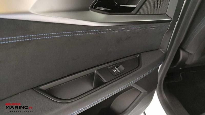 Usata Renault Austral Iconic Esprit Alpine 200 CV (147 kW) 2025 Bianco SUV