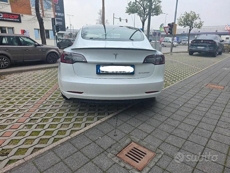 Usata Tesla Model 3 Performance 461 kW (627 CV) 2021 Bianco Berlina