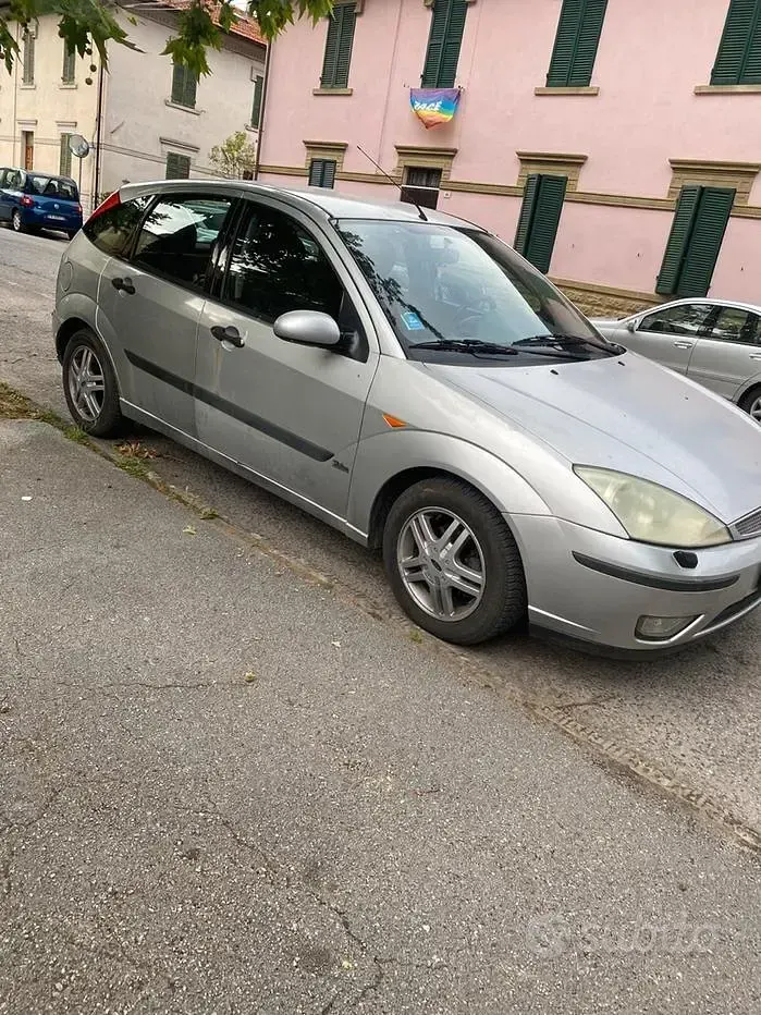 Usata Ford Focus 100 CV (73 kW) 2003 Berlina