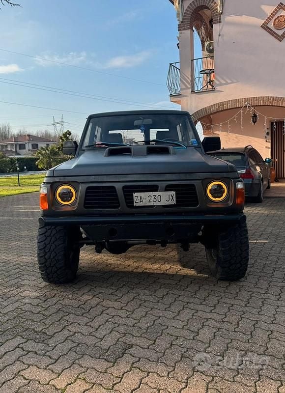 Grigio Usata 1994 Nissan Patrol SUV | 14.500 € - Immagine 1/4