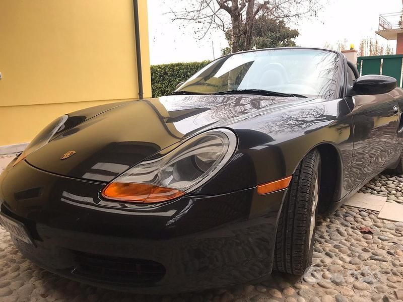 Usata Porsche Boxster 220 CV (161 kW) 2000 Nero Cabrio