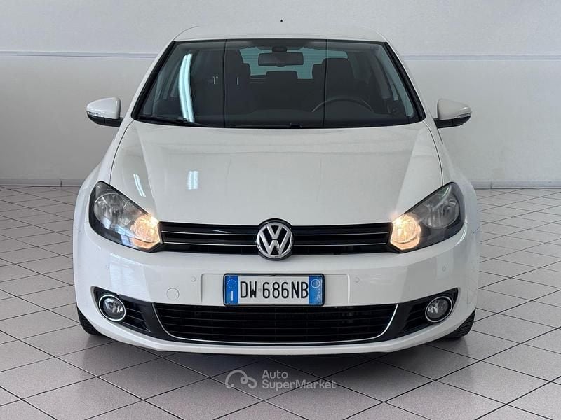 Usata VW Golf VI Highline 110 CV (80 kW) 2009 Bianco Utilitaria