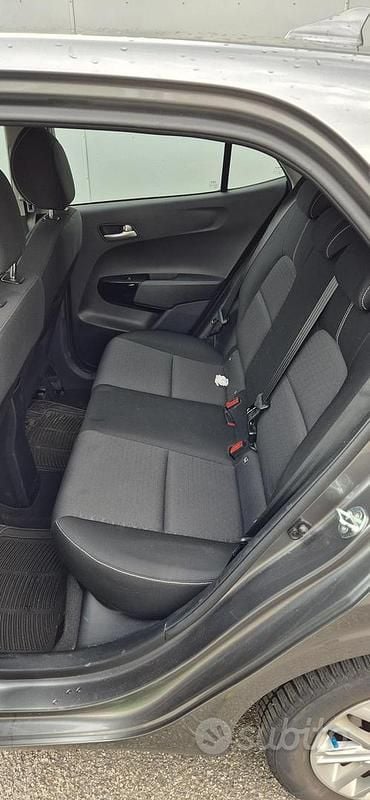 Usata Kia Picanto Urban 67 CV (49 kW) 2022 Grigio Utilitaria