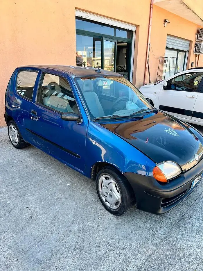 Usata Fiat 600 54 CV (39 kW) 2005 Bluazzurro Utilitaria