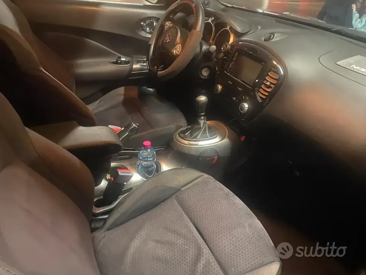 Usata Nissan Juke 110 CV (80 kW) 2012 Grigio SUV