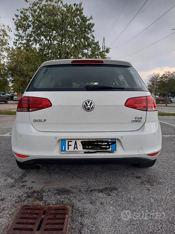 Usata VW Golf VII Highline 110 CV (80 kW) 2015 Bianco Berlina