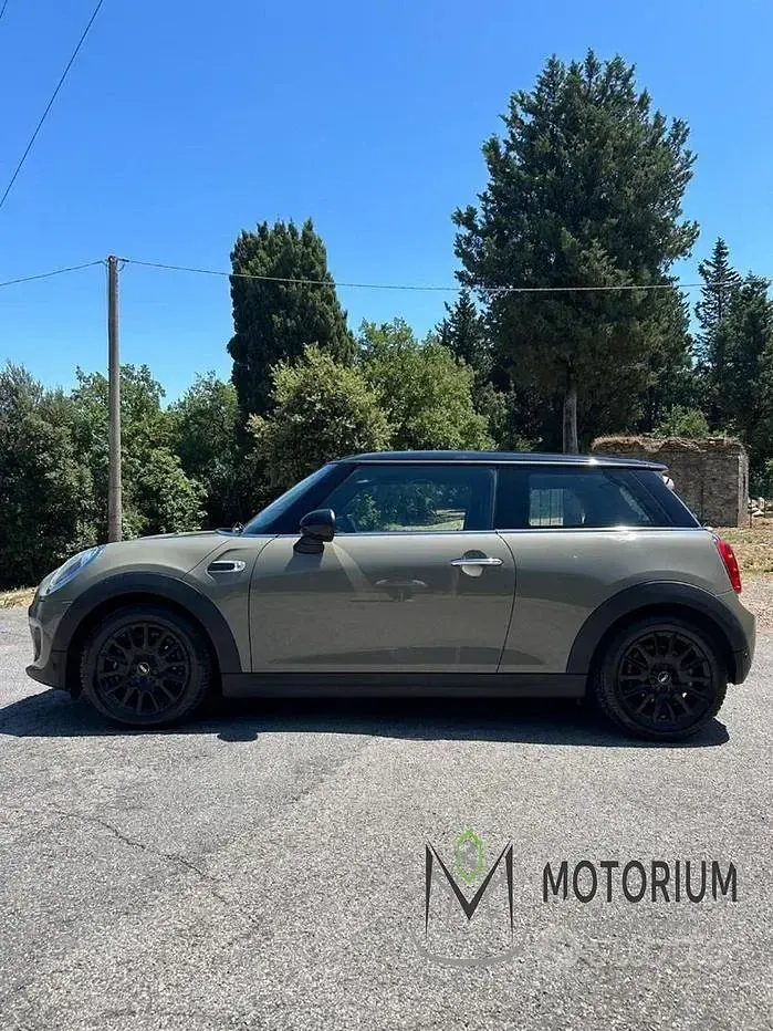 Usata Mini Cooper 136 CV (100 kW) 2019 Verde Utilitaria