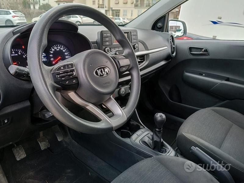 Usata Kia Picanto 2018 Grigio Utilitaria