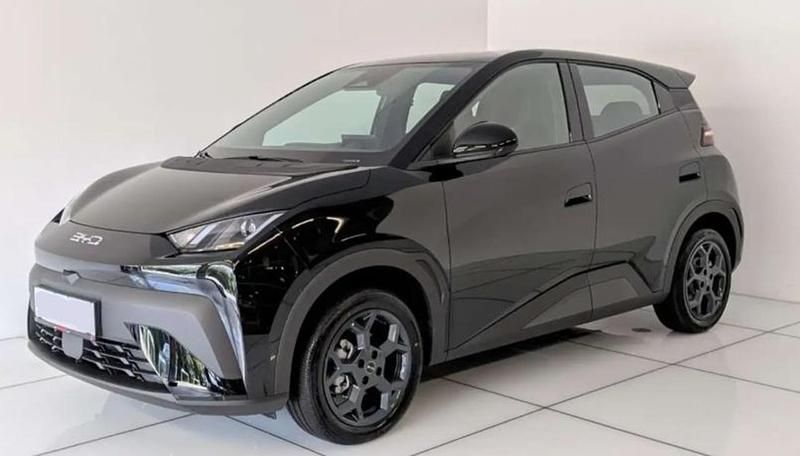 Nuova BYD Dolphin Surf Boost 65 kW (89 CV) 2026 Polar night black Utilitaria