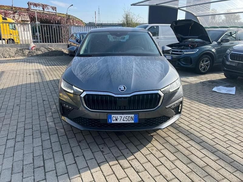 Usata Skoda Scala Selection 116 CV (85 kW) 2024 Grigio Utilitaria