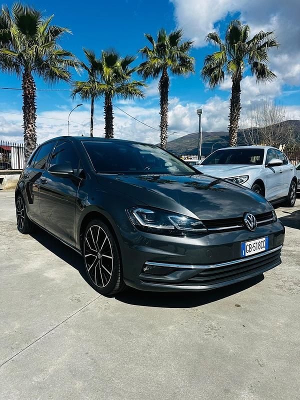 Usata VW Golf VII Style 149 CV (109 kW) 2020 Grigio Berlina