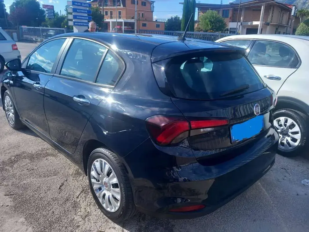 Usata Fiat Tipo Business 120 CV (88 kW) 2019 Blu/azzurro Berlina
