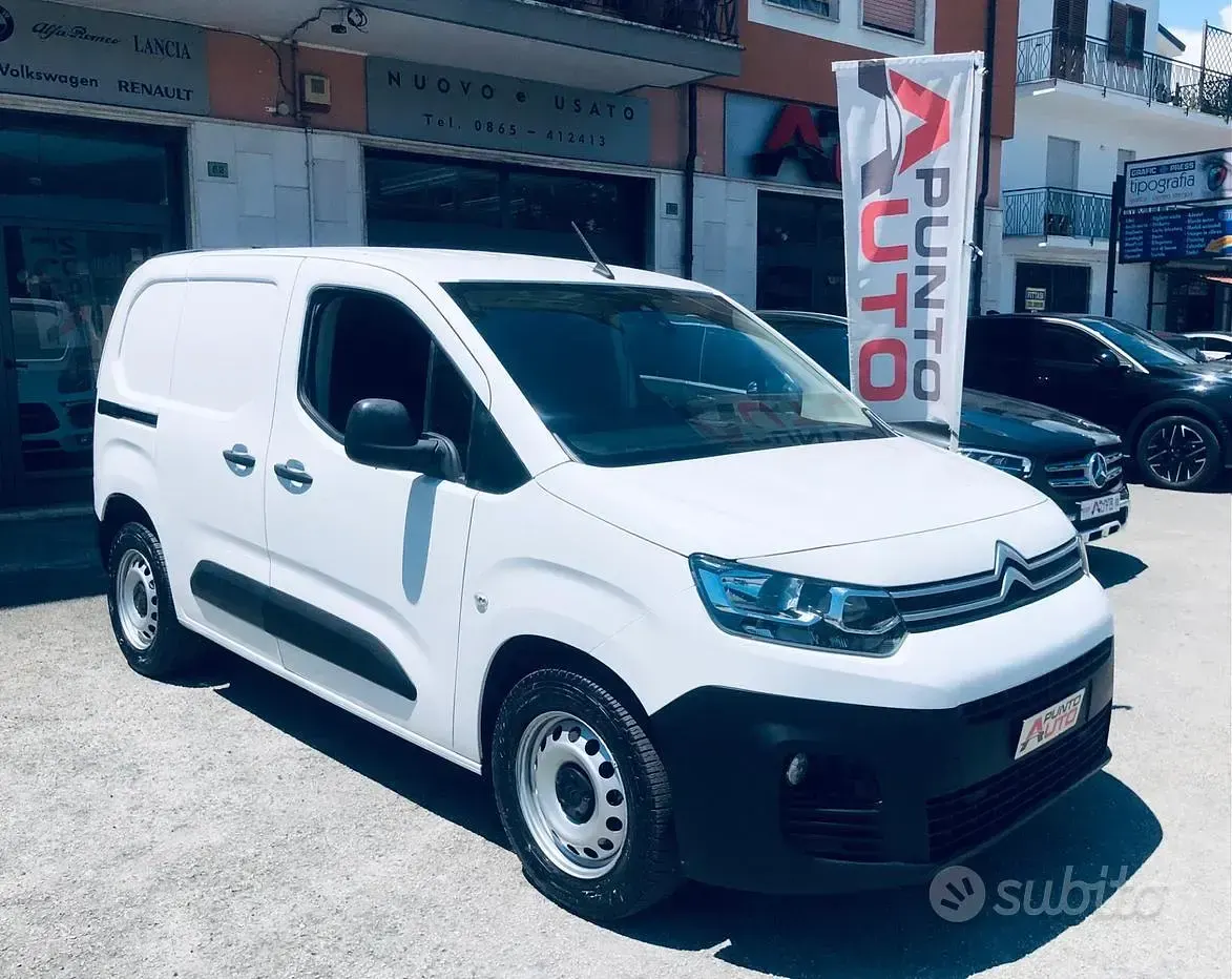 Usata Citroën Berlingo 102 CV (75 kW) 2020 Bianco Monovolume