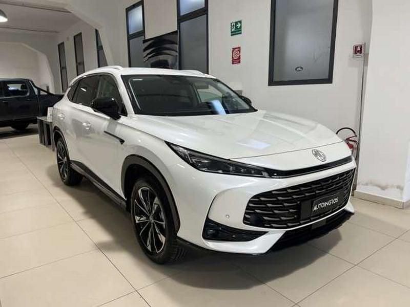 Nuova MG HS 170 CV (125 kW) 2025 Pearl white SUV