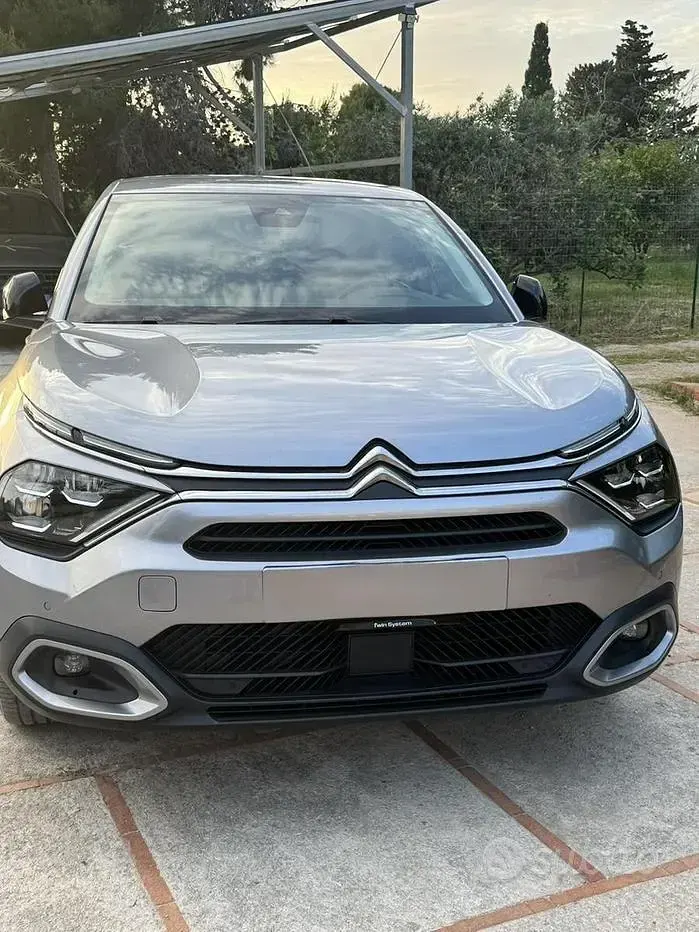 Usata Citroën e-C4 114 kW (156 CV) 2024 Grigio SUV