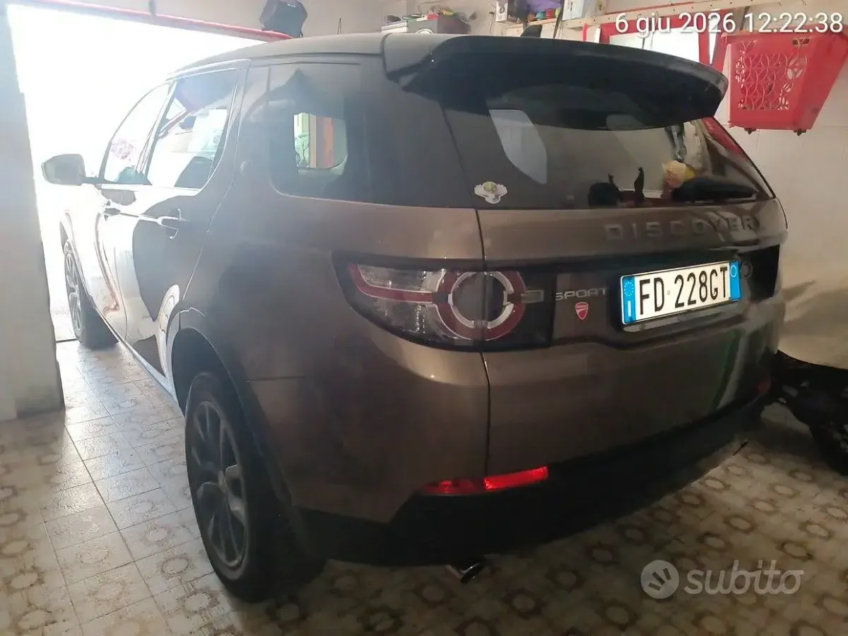 Usata Land Rover Discovery Sport 179 CV (131 kW) 2016 Marrone SUV