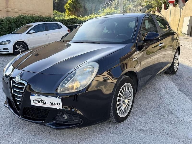 Gebraucht Alfa Romeo Giulietta Distinctive 105 PS (77 kW) 2012 Schwarz Kleinwagen