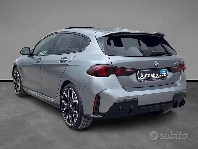 Usata BMW 120 M Sport 163 CV (119 kW) 2025 Grigio Utilitaria
