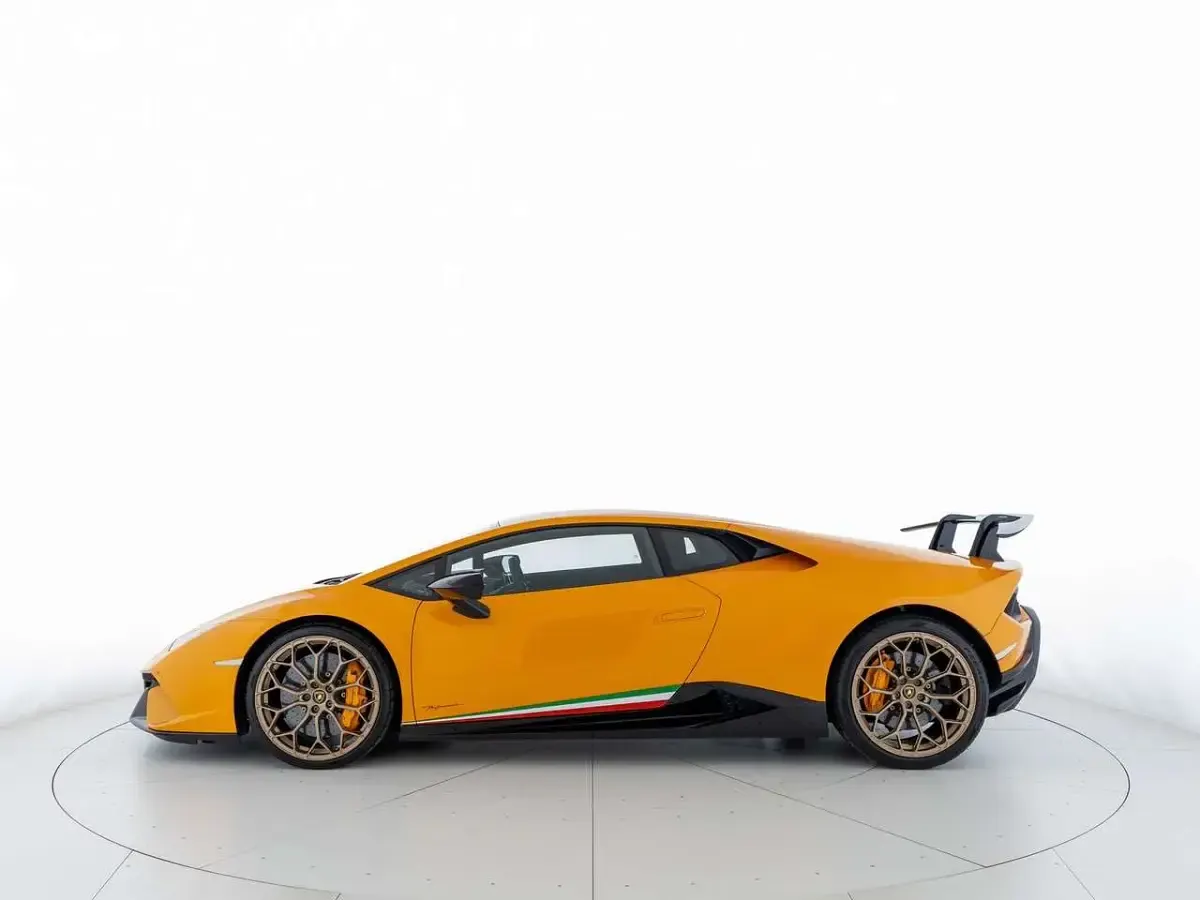 Usata Lamborghini Huracán 639 CV (469 kW) 2018 Arancio borealis Coupé