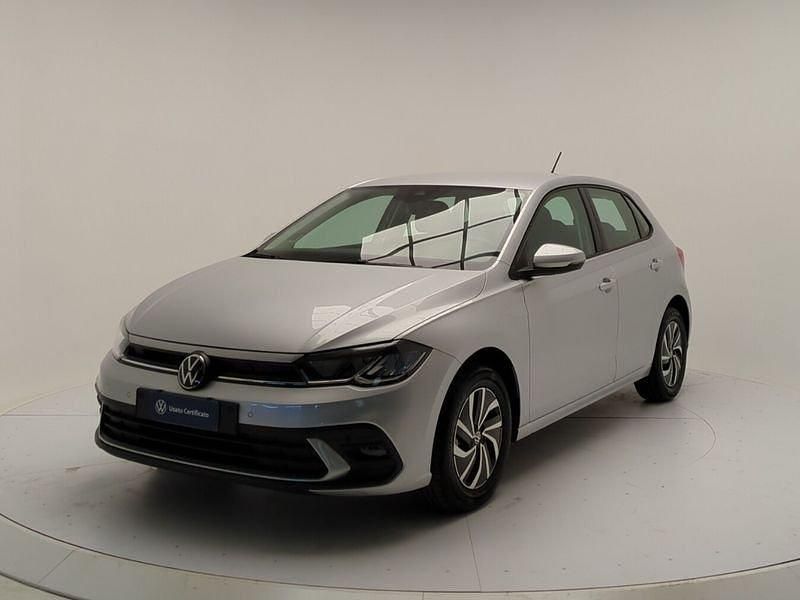 Usata VW Polo Life 95 CV (69 kW) 2023 Reflex silver Utilitaria