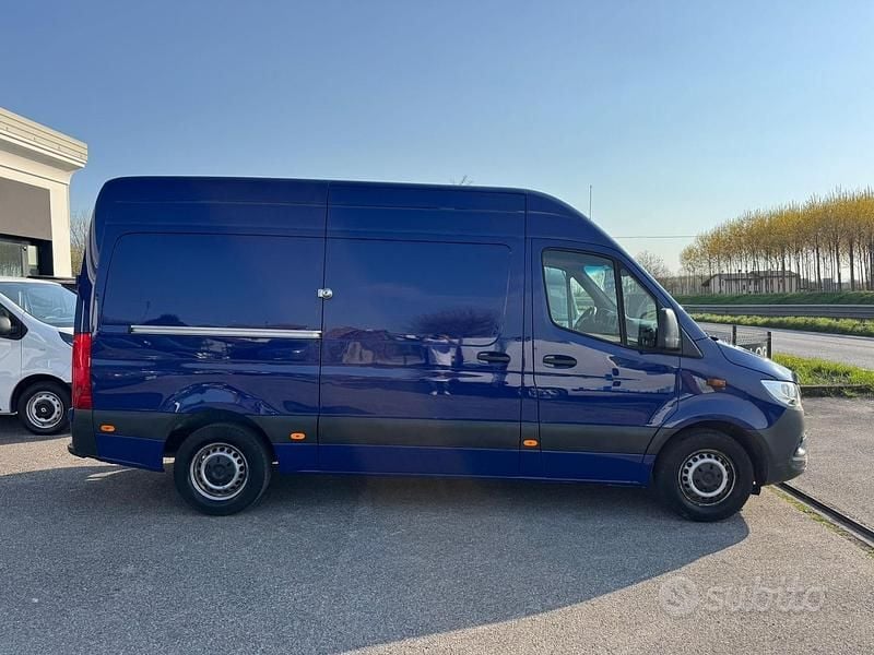 Usata Mercedes Sprinter 143 CV (105 kW) 2020 Blu Furgone