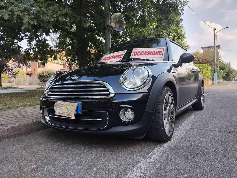 Nero Usata 2012 Mini Cooper Utilitaria | 5999 € (Buon prezzo) - Immagine 1/4