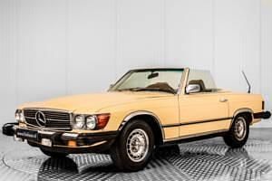Usata Mercedes SL380 218 CV (160 kW) 1982 Beige Cabrio