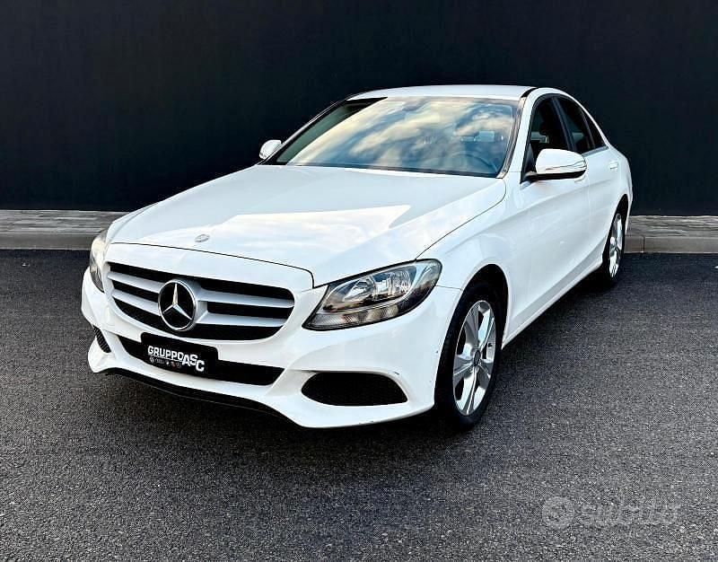 Usata Mercedes C180 116 CV (85 kW) 2015 Bianco Berlina