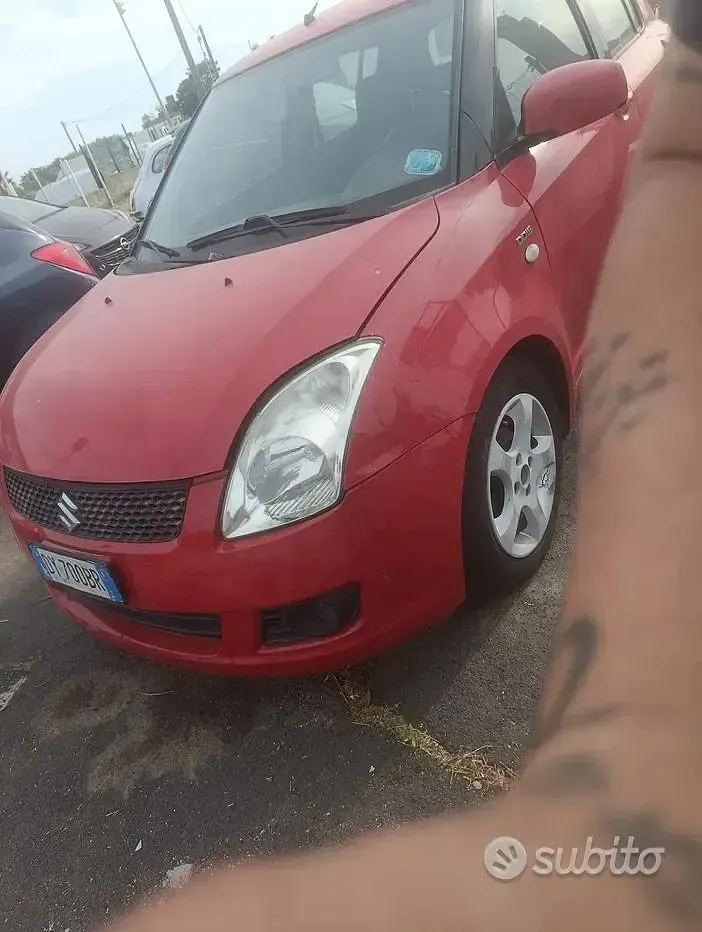 Usata Suzuki Swift 75 CV (55 kW) 2009 Rosso Utilitaria