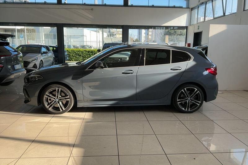 Usata BMW 120 M Sport 178 CV (130 kW) 2021 Grigio Utilitaria