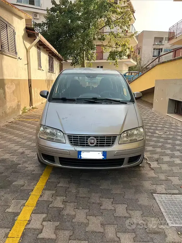 Usata Fiat Idea 70 CV (51 kW) 2004 Monovolume