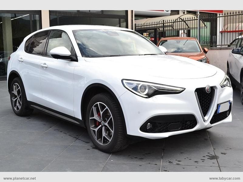 Usata Alfa Romeo Stelvio 210 CV (154 kW) 2019 Bianco SUV