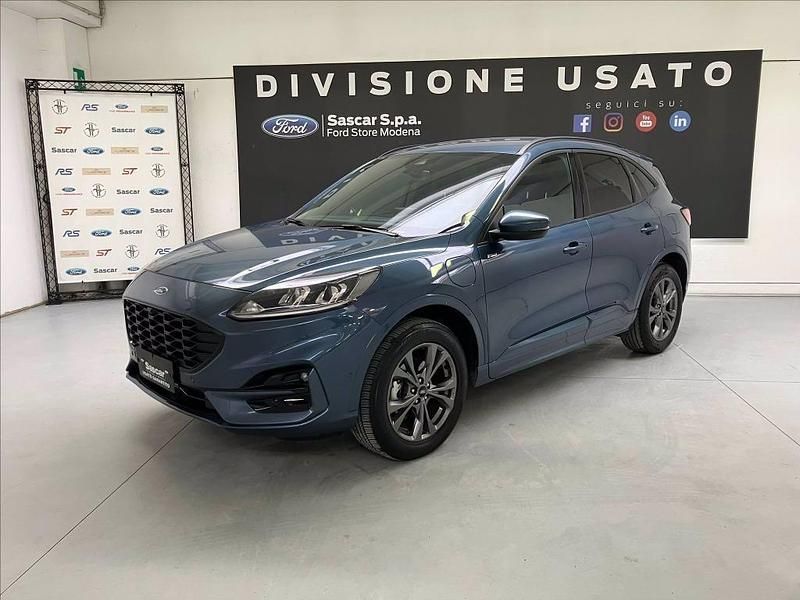 Usata Ford Kuga ST-Line 225 CV (165 kW) 2022 Blu metallizzato SUV