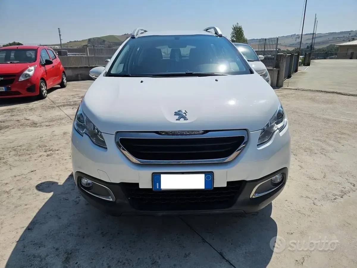 Usata Peugeot 2008 Active+ 68 CV (50 kW) 2014 Bianco SUV