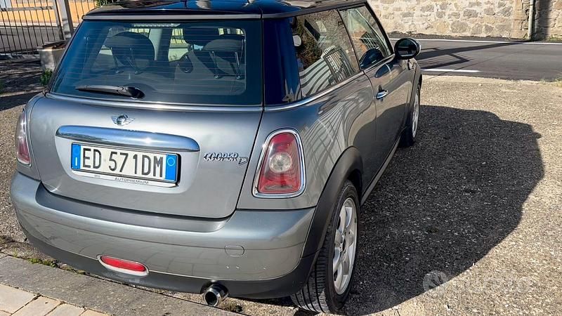 Usata Mini Cooper D 2010 Grigio Utilitaria