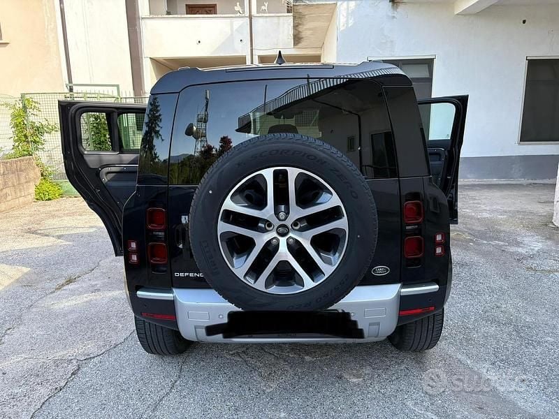 Usata Land Rover Defender 200 CV (147 kW) 2021 Nero SUV