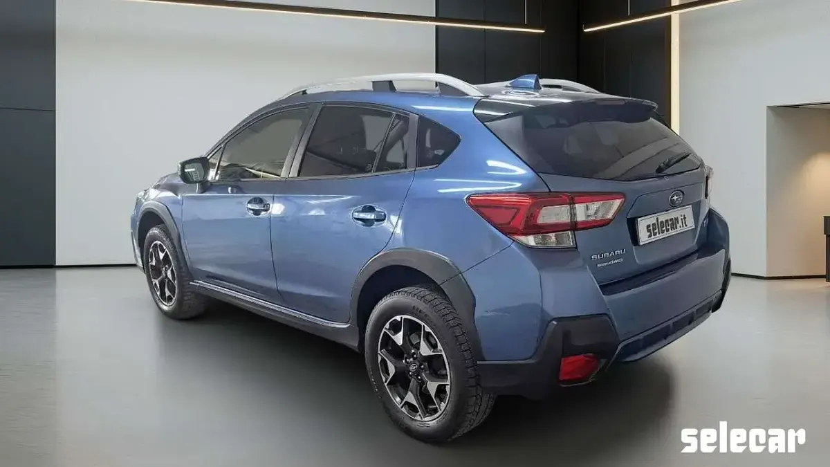 Usata Subaru XV Premium 114 CV (83 kW) 2019 Bleu SUV