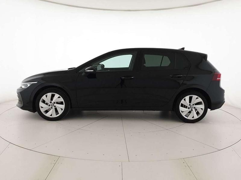 Usata VW Golf VIII Edition 150 CV (110 kW) 2024 Grenadill black metallizzato Berlina