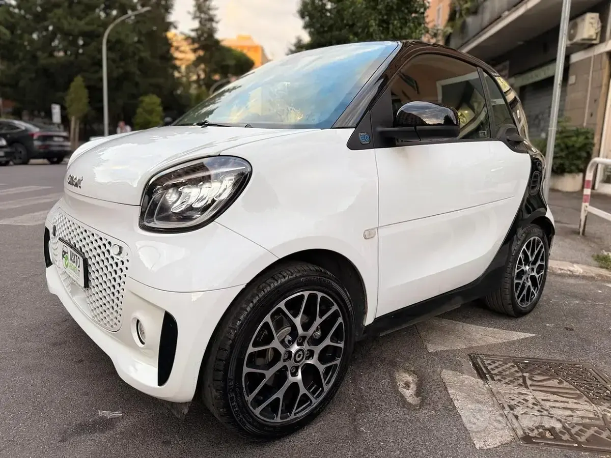 Usata Smart ForTwo Electric Drive Prime 41 kW (56 CV) 2021 Bianco Berlina