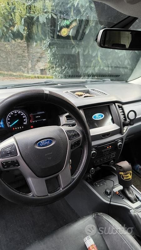 Usata Ford Ranger Limited 160 CV (117 kW) 2018 Verde Pick-up