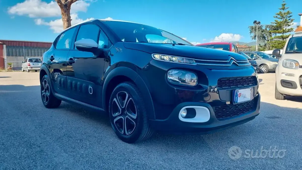 Usata Citroën C3 Shine 75 CV (55 kW) 2017 Nero Berlina
