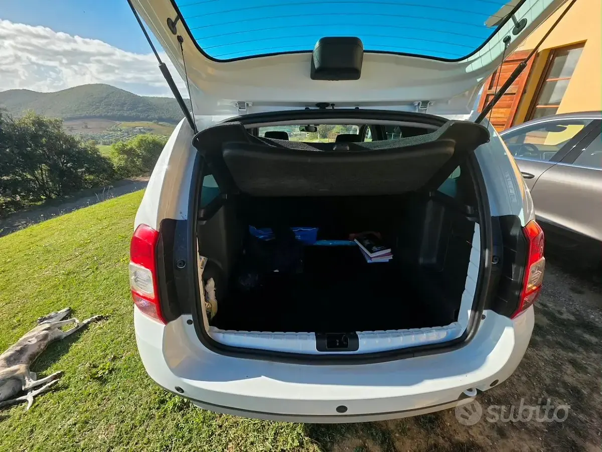 Usata Dacia Duster 2015 Bianco SUV