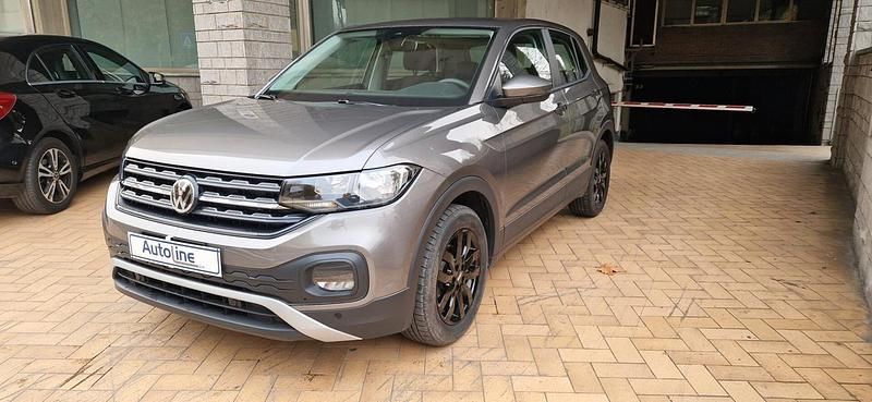 Usata VW T-Cross Advance 95 CV (69 kW) 2019 Limestone grey metallic SUV