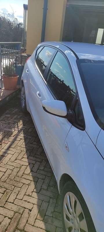 Usata Kia Ceed 110 CV (80 kW) 2012 Bianco Utilitaria