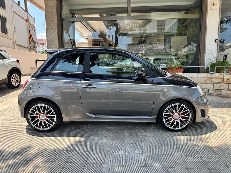 Usata Abarth 500 Custom 135 CV (99 kW) 2015 Nero Utilitaria