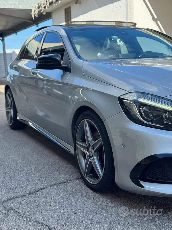 Usata Mercedes A180 AMG 109 CV (80 kW) 2016 Grigio Berlina
