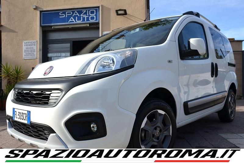 Usata Fiat Qubo Trekking 80 CV (58 kW) 2017 Bianco Monovolume