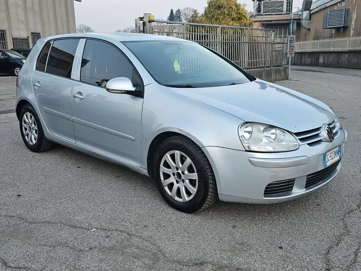 Usata VW Golf 115 CV (84 kW) 2007 Argento Monovolume